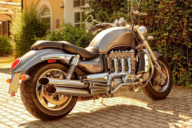 Buyer's Guide: How to Purchase Your Dream Triumph Motorcycle 2 2. Key Considerations for Buying Your Dream Triumph Motorcycle: Budget, Riding Style, and Experience