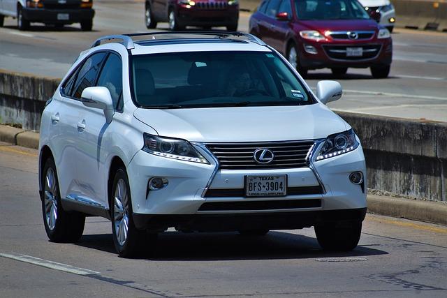 The Impact of Distracted Driving on Motorcycle Safety