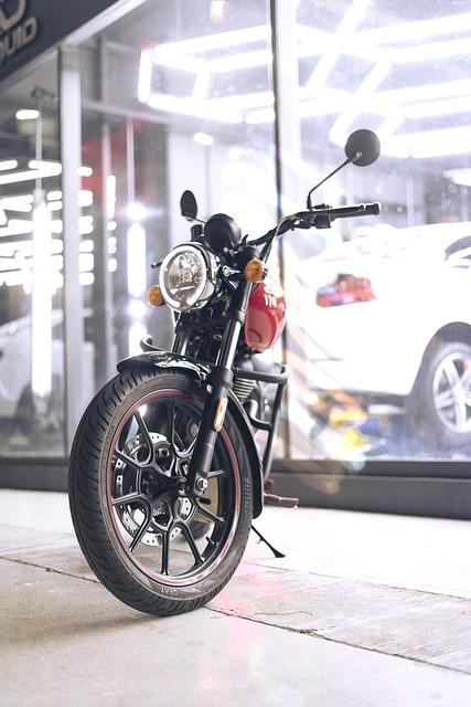 Choosing the Right Motorcycle Dealership for Delivery