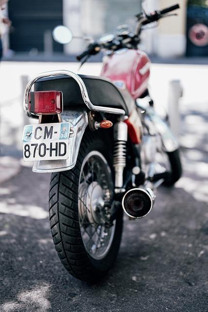 4. The Benefits of Having a Motorcycle License in Indiana: Safety and Legal Compliance