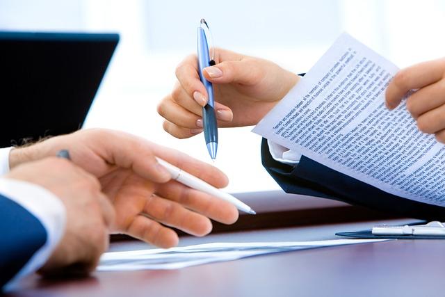 Sell Motorcycle to Dealership: Navigate the Sale Like a Pro! 7 Navigating the Paperwork and Transfer Process
